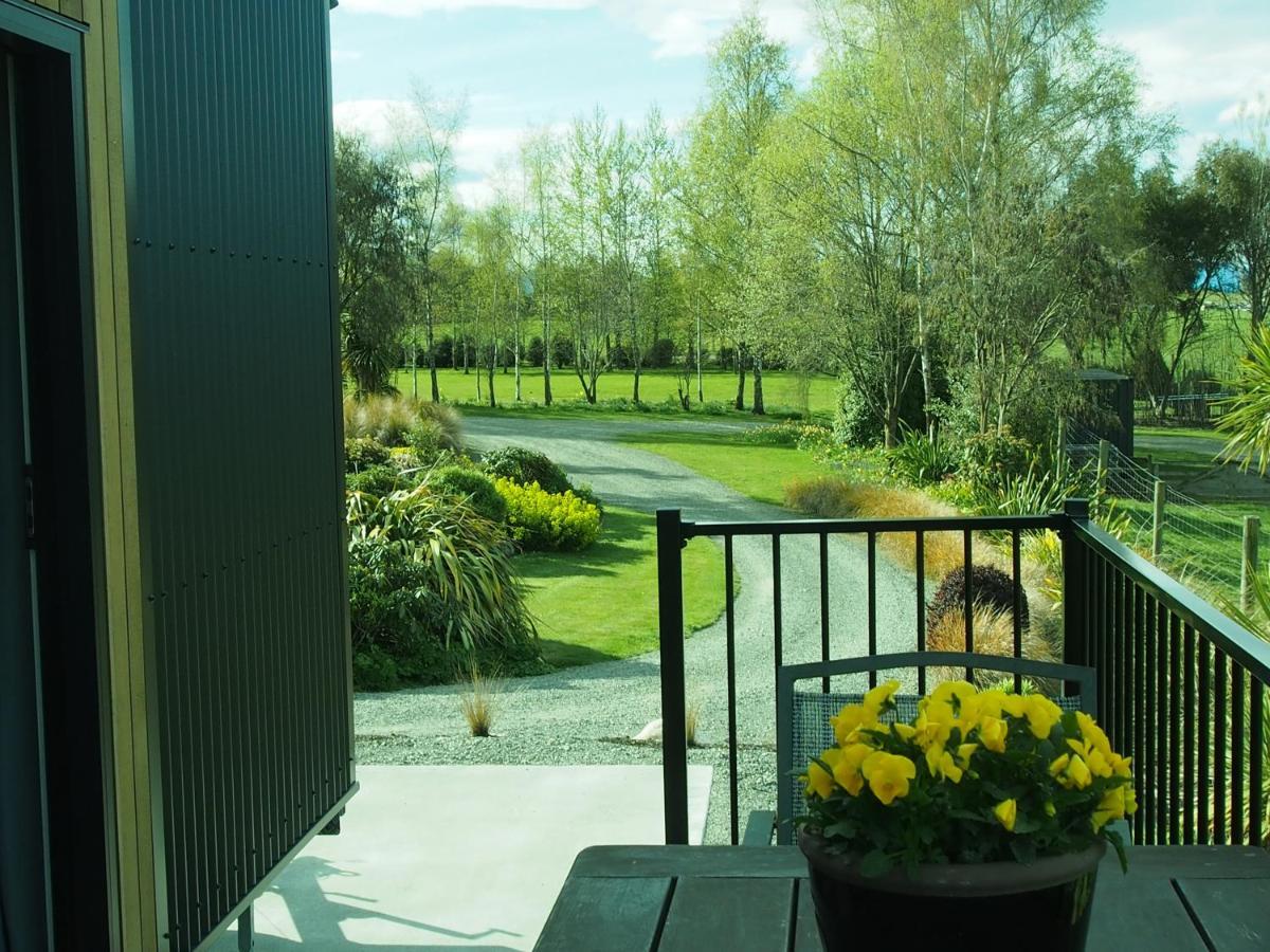 Boutique Tiny House - Te Anau Country Accommodation Exteriér fotografie